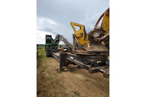 2012 John Deere 437D  Log Loader
